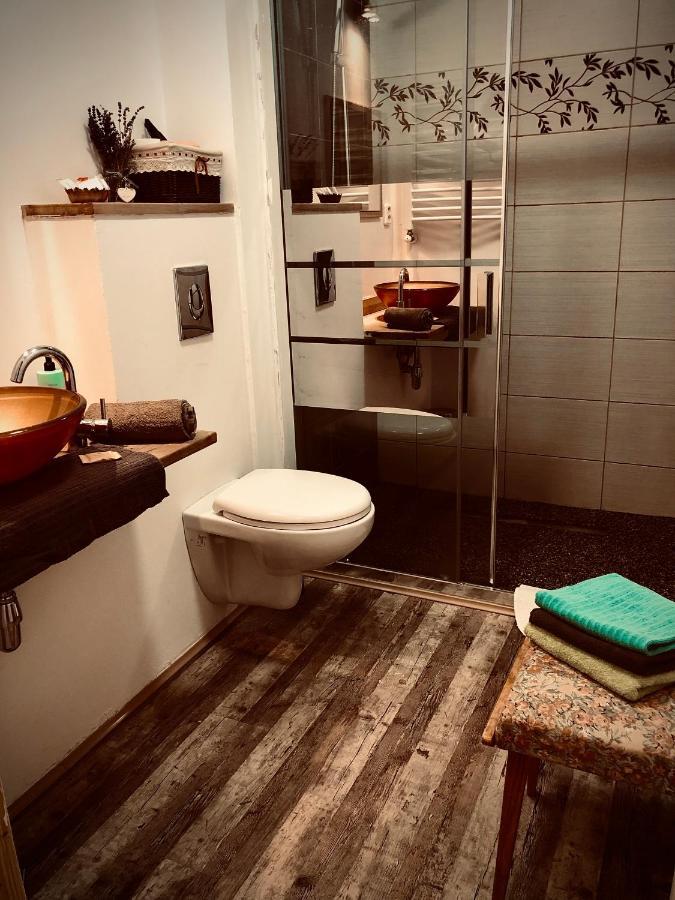 Kunc Apartment